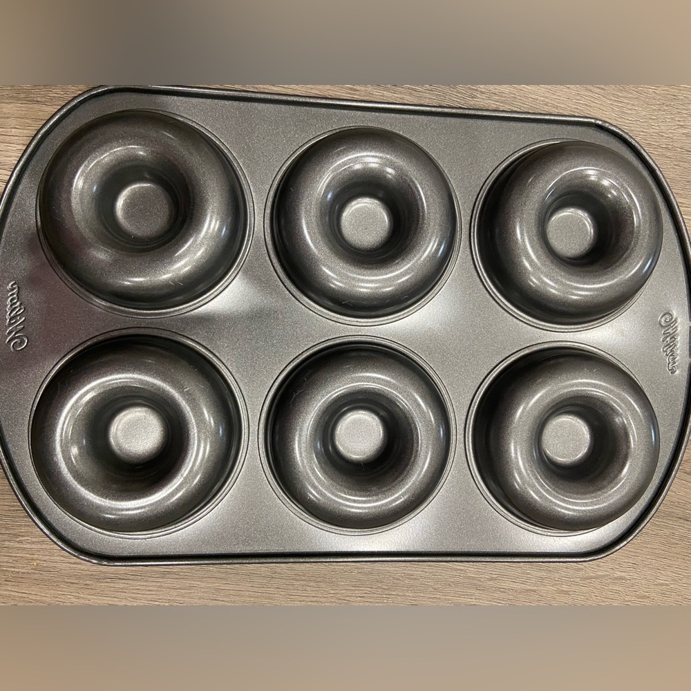WILTON Bagel pan.  Like new